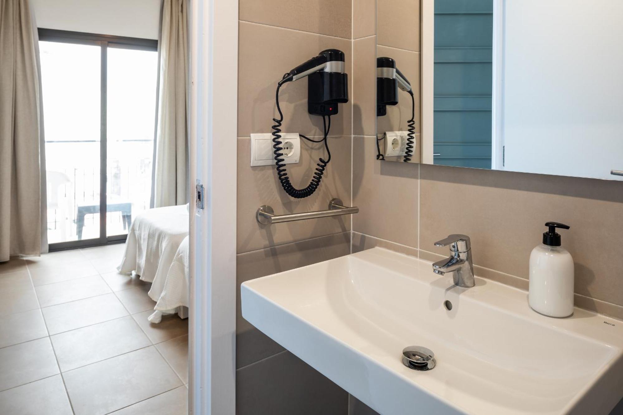 Hostal Alicante San Antonio  Eksteriør billede