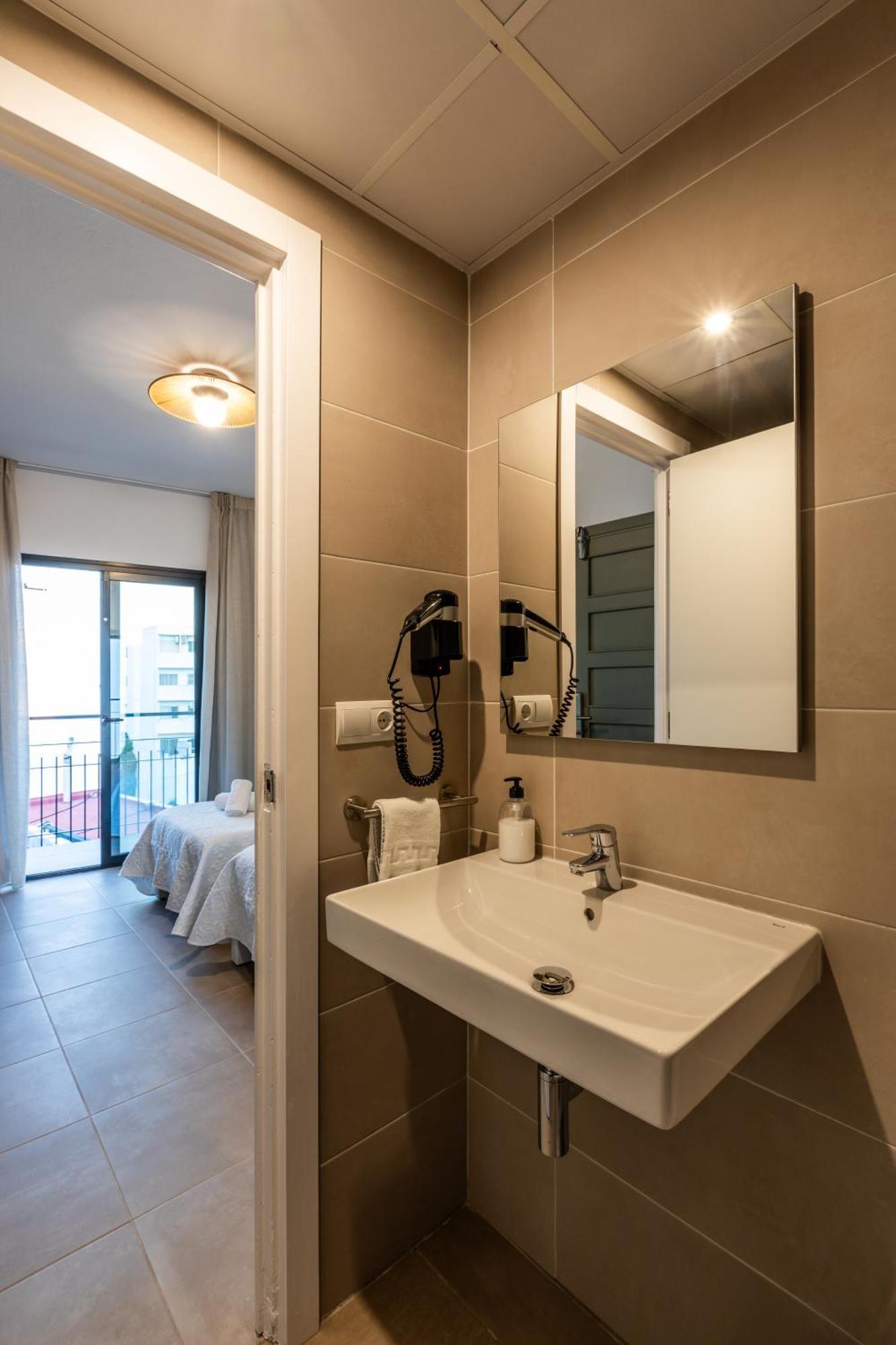 Hostal Alicante San Antonio  Eksteriør billede